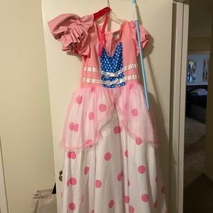 Full costume set! Great for Halloween! Size large!